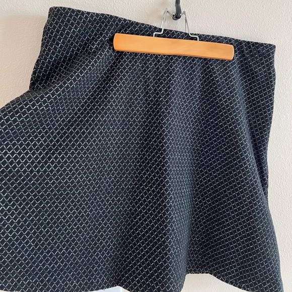 NWT Black knit Loft skirt - Picture 1 of 5